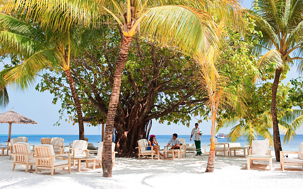 Diamonds Athuruga Maldives