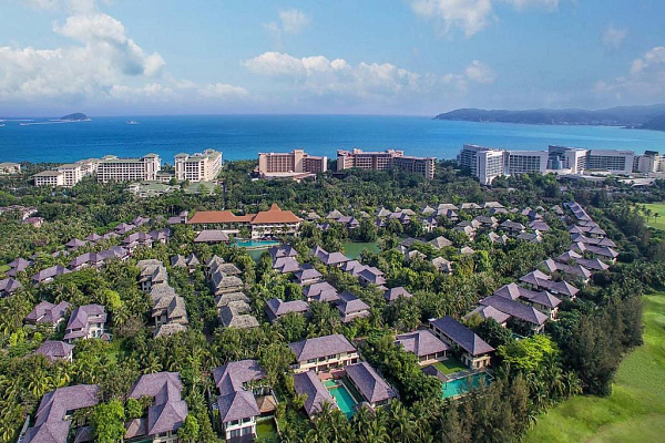 Yalong Bay Villas & Spa