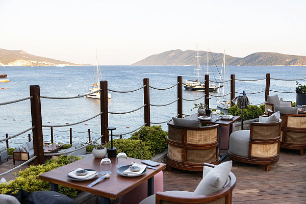 METT Hotel & Beach Resort