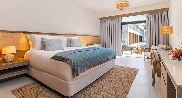 Avani Seychelles Barbarons Resort & Spa