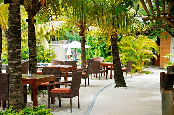 Sunrise Attitude (ex. Emeraude Beach Attitude)