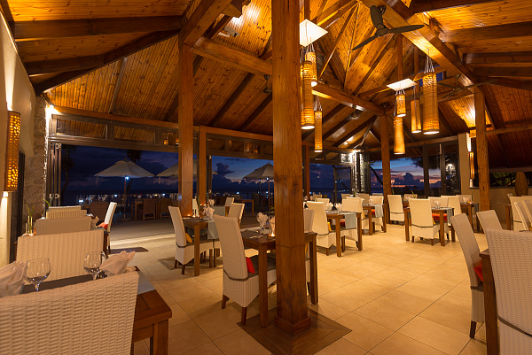 The Coco de Mer Hotel & Black Parrot Suites