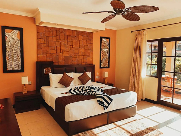 The Oasis Hotel Restaurant & Spa