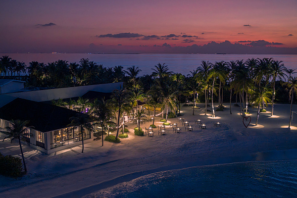 OBLU SELECT Lobigili