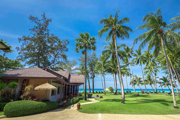 Katathani Phuket Beach Resort