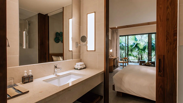 Dusit Princess Moonrise Beach Resort Phu Quoc