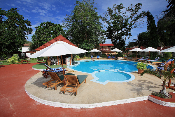 Berjaya Praslin Beach Hotel (Praslin) Berjaya Praslin Beach Hotel (Praslin)