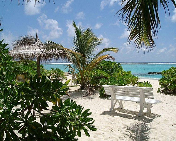 Summer Island Maldives