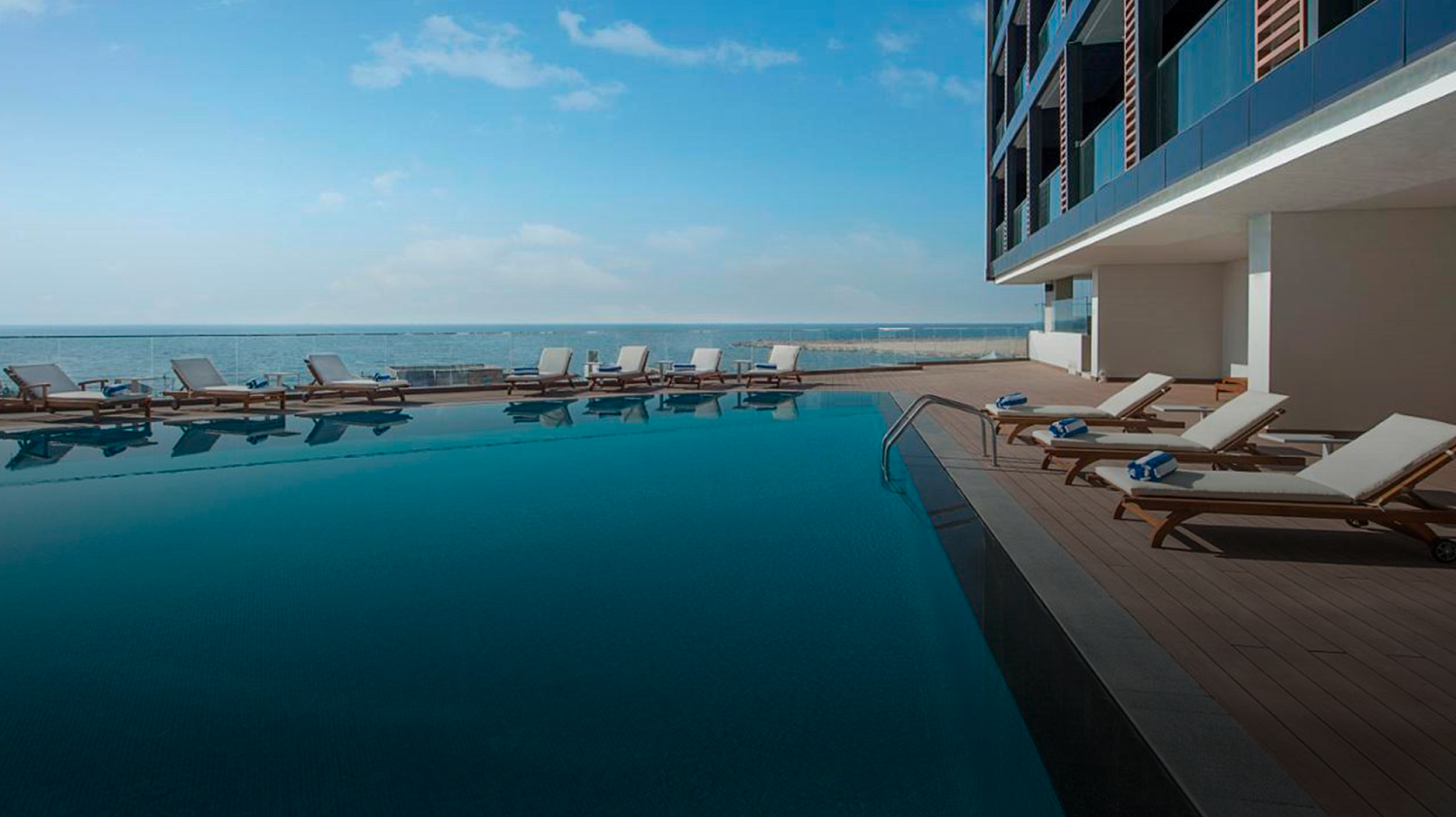 Wyndham Garden Ajman Corniche