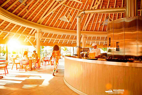 LUX* Belle Mare Resort & Villas