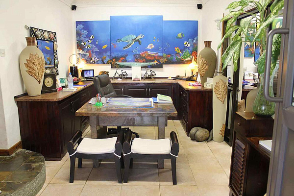 Chateau St Cloud (La Digue)