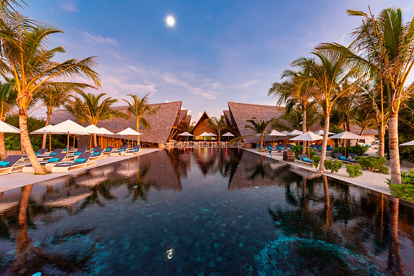 Kuredhivaru Resort and Spa (ex. Mӧvenpick)