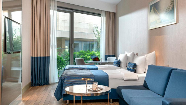 CROWNE PLAZA ISTANBUL FLORYA