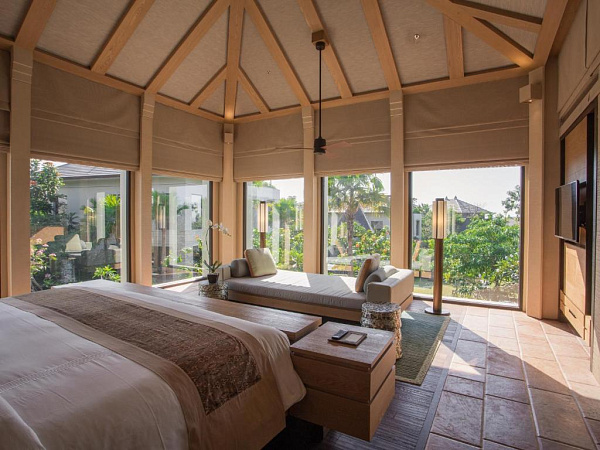 The Ritz-Carlton Bali  (Nusa Dua)