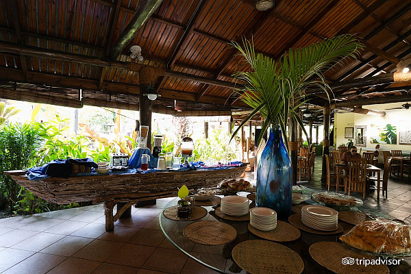 Chateau St Cloud (La Digue)