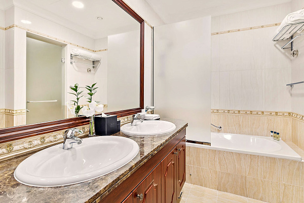 Kempinski Hotel and Residences Palm Jumeirah Kempinski Hotel and Residences Palm Jumeirah