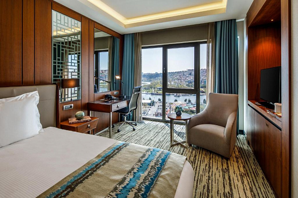 CLARION HOTEL GOLDEN HORN