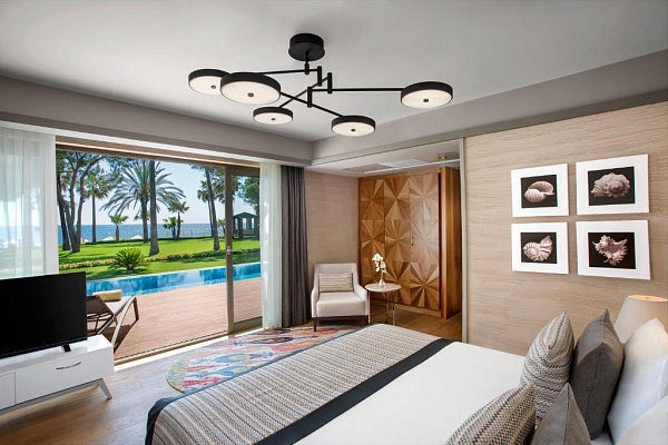 Acanthus Cennet Barut Collection Acanthus Cennet Barut Collection