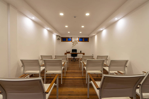 NAKAI Maayafushi Resort