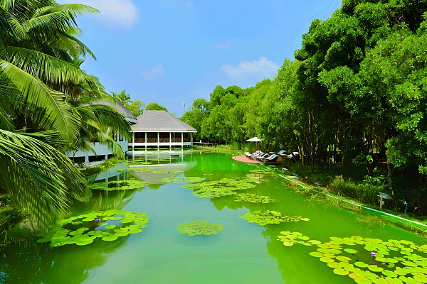 Dreamland - The Unique Sea & Lake Resort