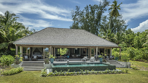 Four Seasons Resort at Desroches