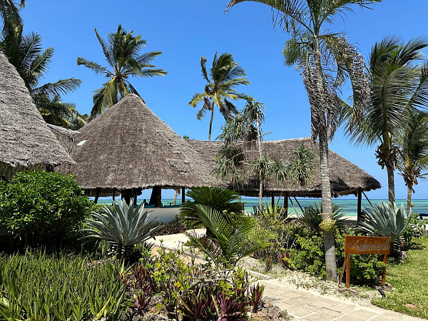 Bluebay Beach Resort & Spa