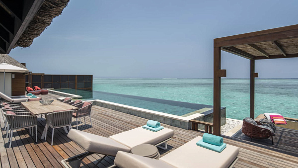 Four Seasons Resort Maldives at Kuda Huraa