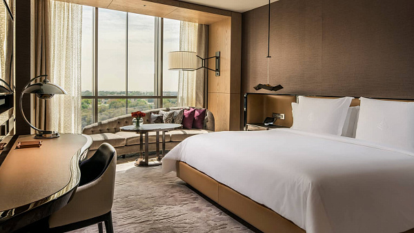 Four Seasons Hotel Dubai International Financial Center