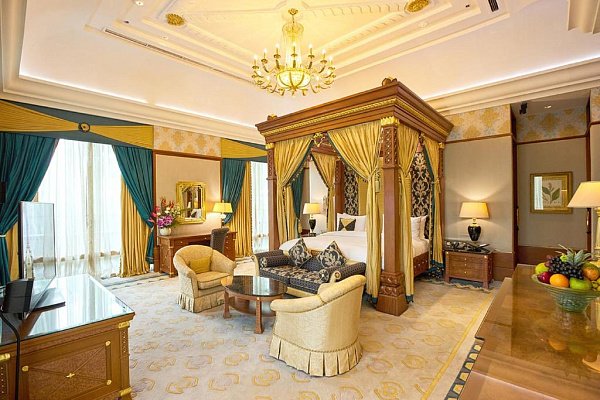 Nusa Dua Beach Hotel & Spa 