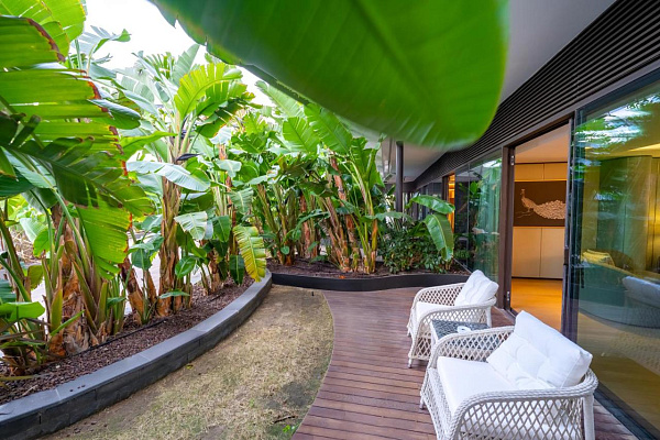 Reges A Luxury Collection Resort & Spa