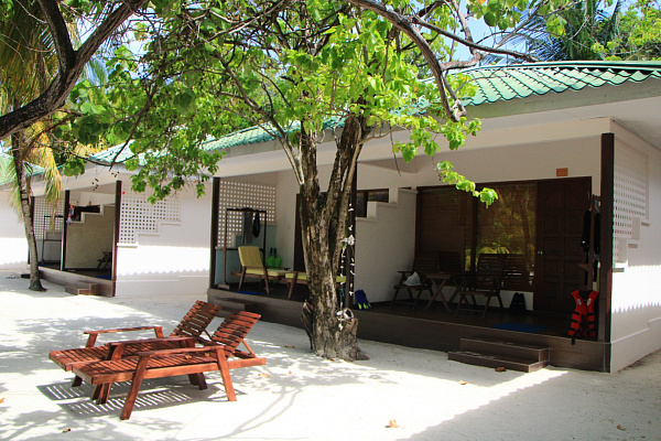 Eriyadu Island Resort