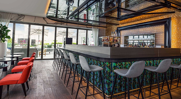 Th8 Palm Dubai Beach Resort, Vignette Collection