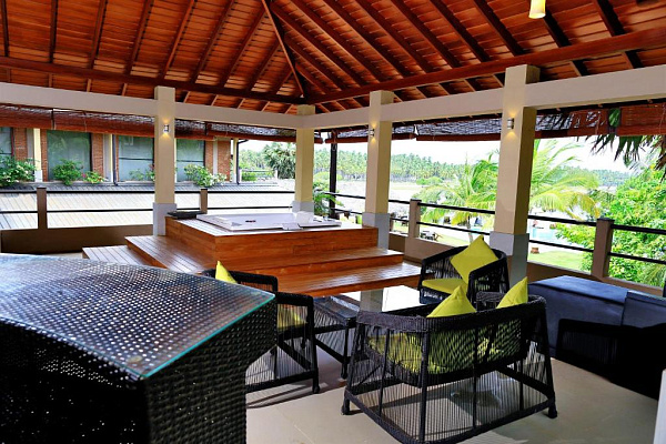 Amaranthe Bay Resort & Spa