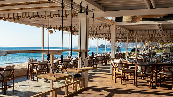 Le Meridien Al Aqah Beach Resort