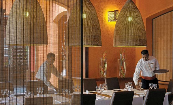 Dinarobin Beachcomber Golf Resort & Spa Dinarobin Beachcomber Golf Resort & Spa