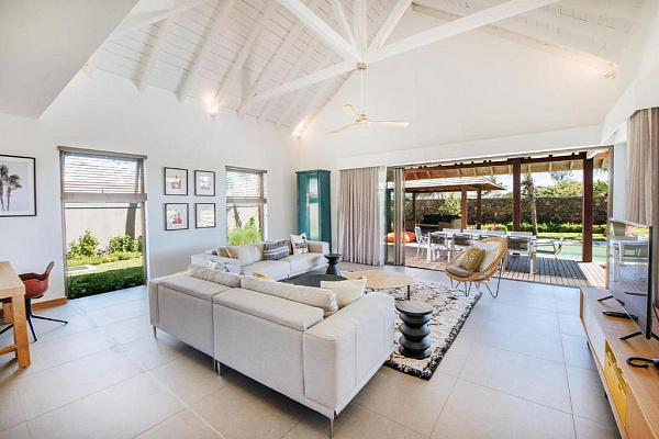 Mythic Suites & Villas