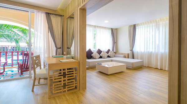 Phuket Graceland Resort & Spa