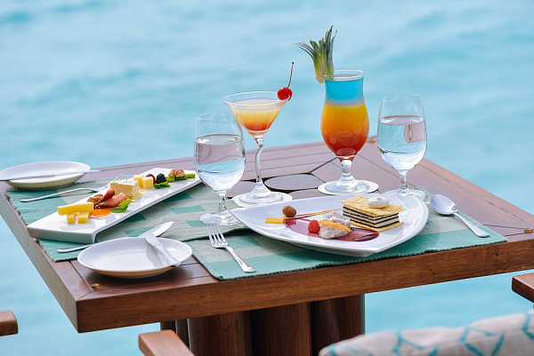 Summer Island Maldives