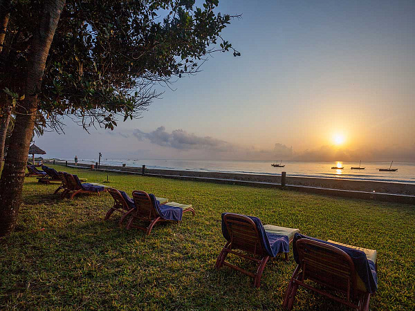 Neptune Paradise Beach Resort & Spa