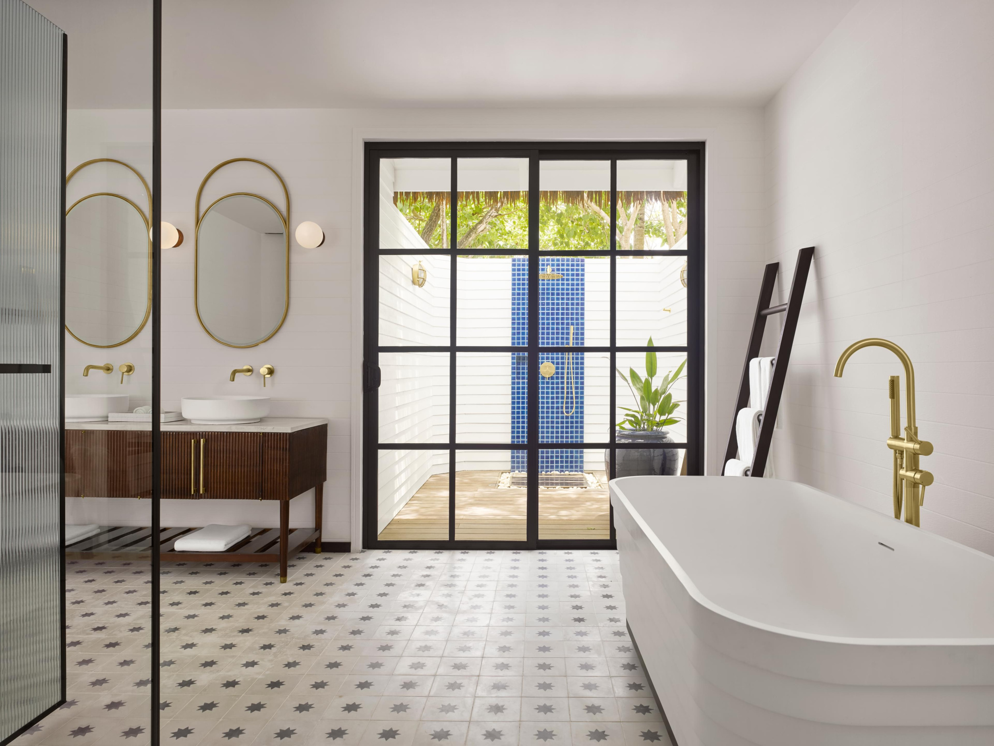 Villa Nautica (Paradise Island) Villa Nautica (Paradise Island)