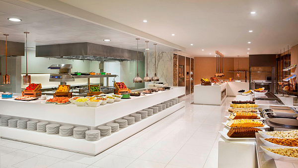 Habtoor Grand Beach Resort & Spa, Autograph Collection