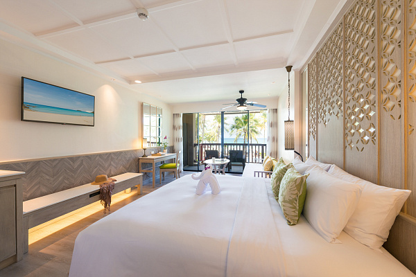 Katathani Phuket Beach Resort