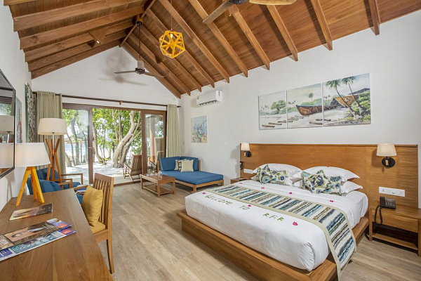 Reethi Faru Bio Resort  Reethi Faru Bio Resort