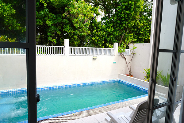 TME Retreats Dhigurah Guest House