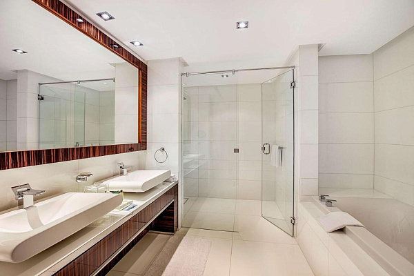 Hilton Dubai The Walk Hilton Dubai The Walk