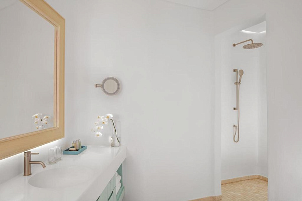 Anantara Santorini Abu Dhabi Retreat