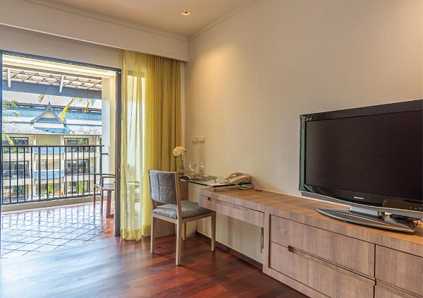 Radisson Resort & Suites Phuket