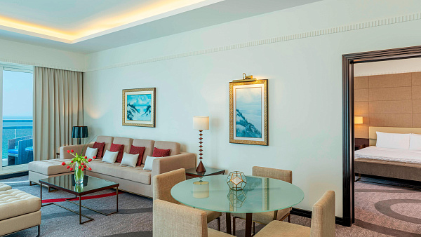 Le Meridien Al Aqah Beach Resort