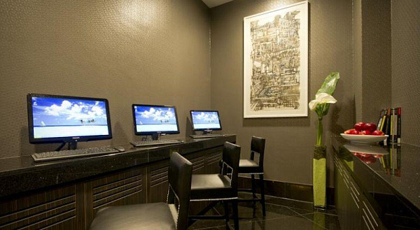V Hotel Lavender