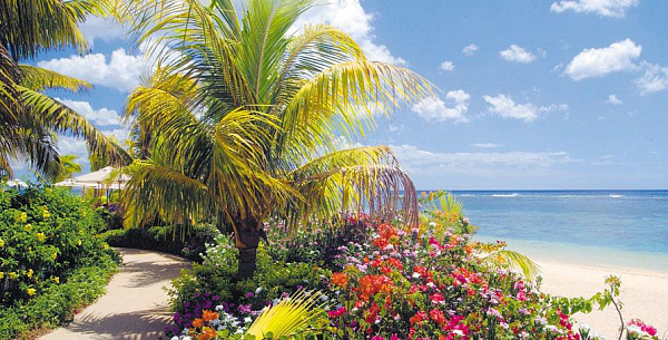 Victoria Beachcomber Resort & Spa